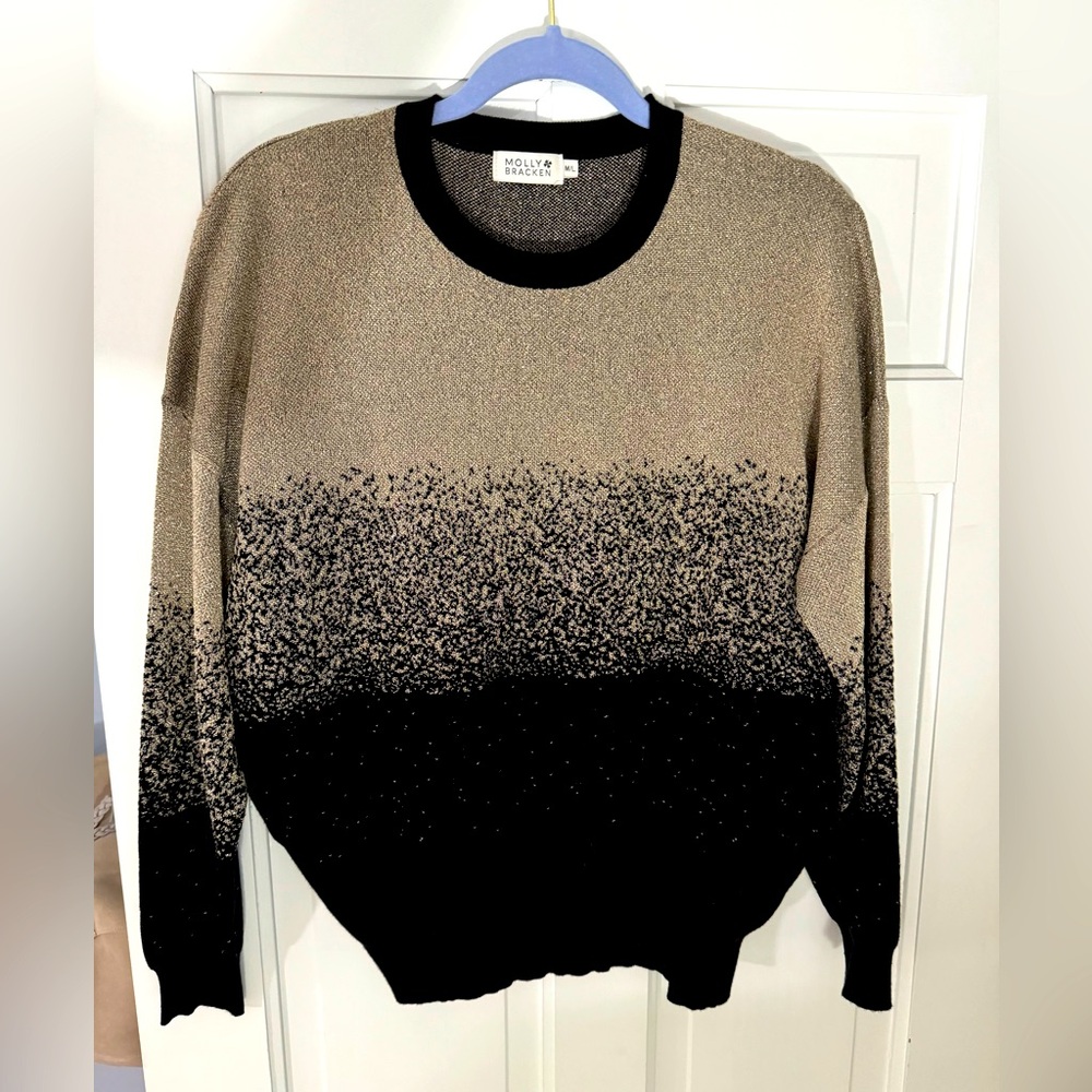 Molly Bracken M/L metallic sweater
